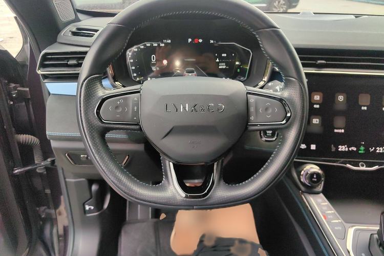Used Lynk & Co 05 EM-P 2021 1.5TD PHEV HALO Steering Wheel