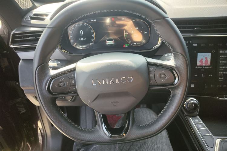 Used Lynk & Co 05 EM-P 2021 1.5TD PHEV HALO Steering Wheel