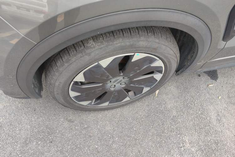Used Lynk & Co 05 EM-P 2021 1.5TD PHEV HALO Exterior 7