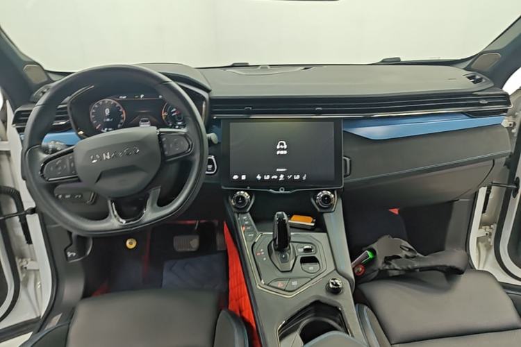 Used Lynk & Co 05 EM-P 2021 1.5TD PHEV HALO Center Console