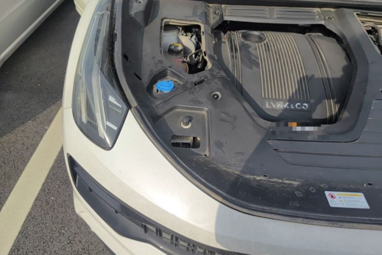 Used Lynk & Co 05 EM-P 2021 1.5TD PHEV HALO Engine Bay Right