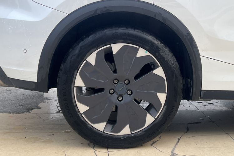 Used Lynk & Co 05 EM-P 2021 1.5TD PHEV HALO Exterior 3