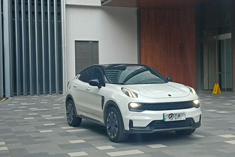 Used Lynk & Co 05 EM-P 2021 1.5TD PHEV HALO Exterior 4