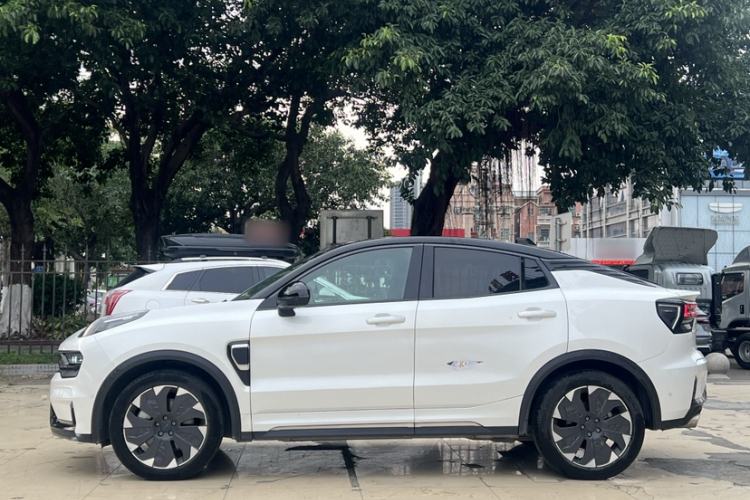 Used Lynk & Co 05 EM-P 2021 1.5TD PHEV HALO Exterior 6