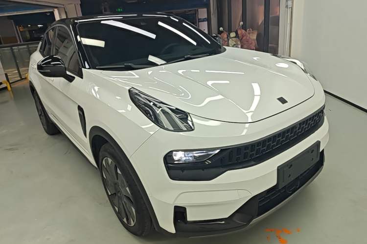 Used Lynk & Co 05 EM-P 2021 1.5TD PHEV HALO Front Right 45 Deg