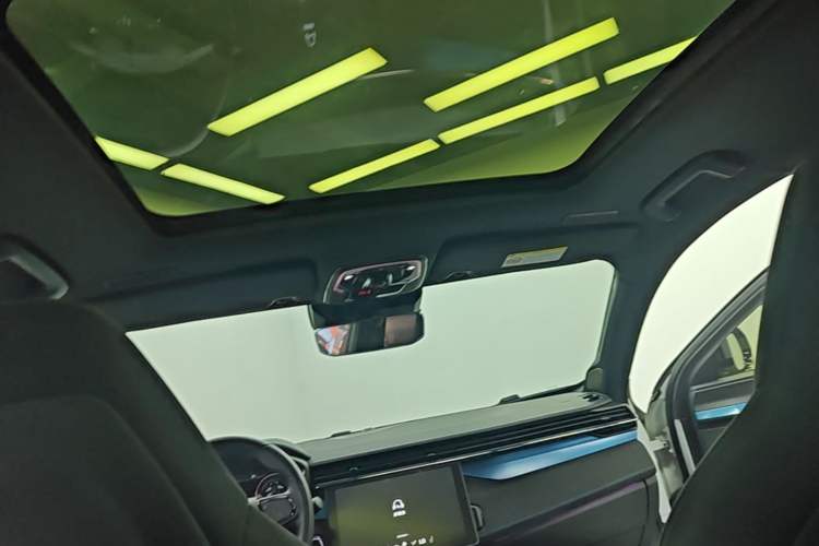 Used Lynk & Co 05 EM-P 2021 1.5TD PHEV HALO Headliner