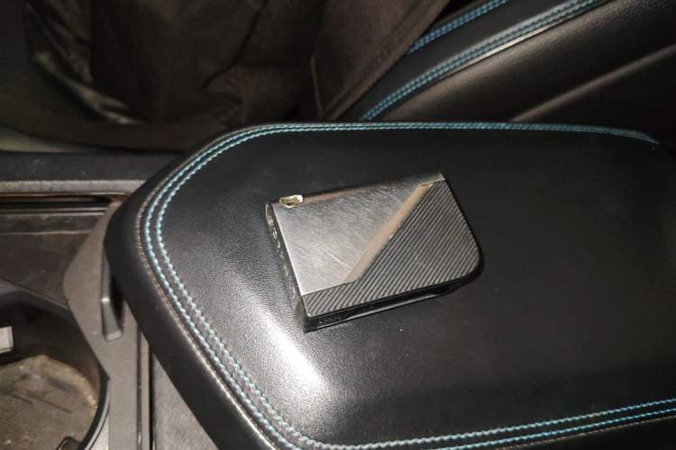 Used Lynk & Co 05 EM-P 2021 1.5TD PHEV HALO Interior 1