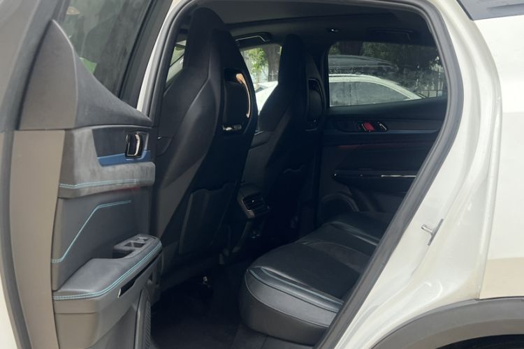 Used Lynk & Co 05 EM-P 2021 1.5TD PHEV HALO Interior 2