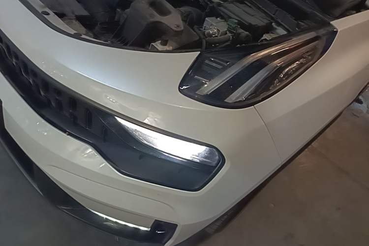 Used Lynk & Co 05 EM-P 2021 1.5TD PHEV HALO Left Front Headlight