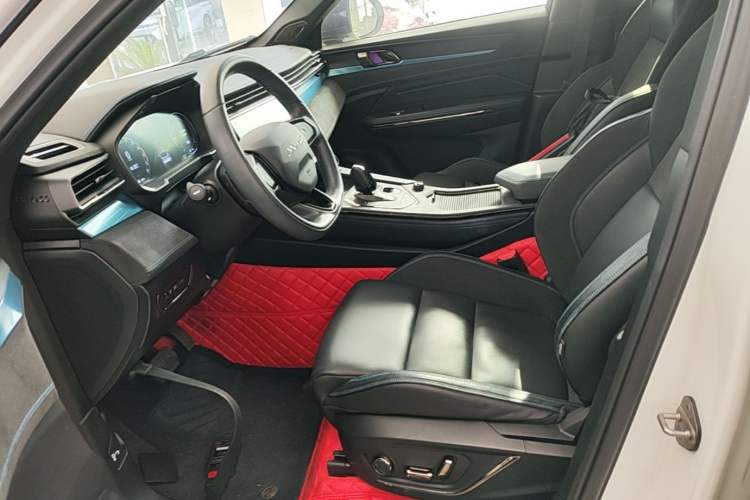 Used Lynk & Co 05 EM-P 2021 1.5TD PHEV HALO Left Front Seat