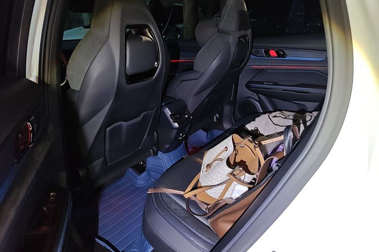 Used Lynk & Co 05 EM-P 2021 1.5TD PHEV HALO Left Rear Seat