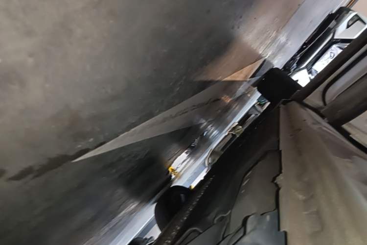 Used Lynk & Co 05 EM-P 2021 1.5TD PHEV HALO Left Side Sill