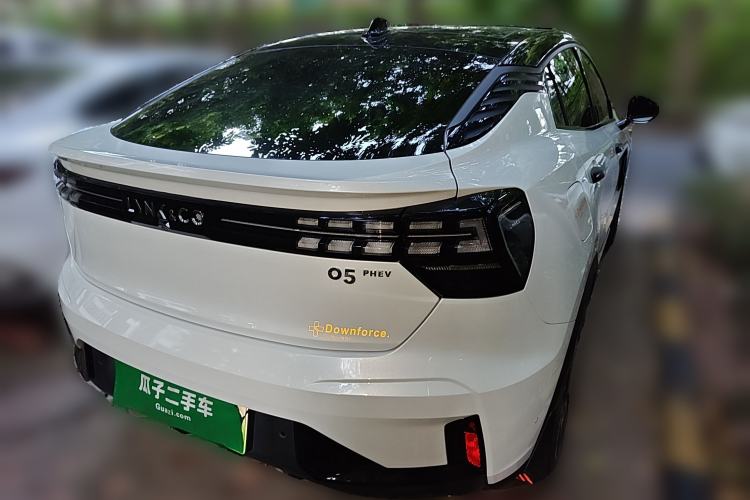 Used Lynk & Co 05 EM-P 2021 1.5TD PHEV HALO Rear Right 45 Deg