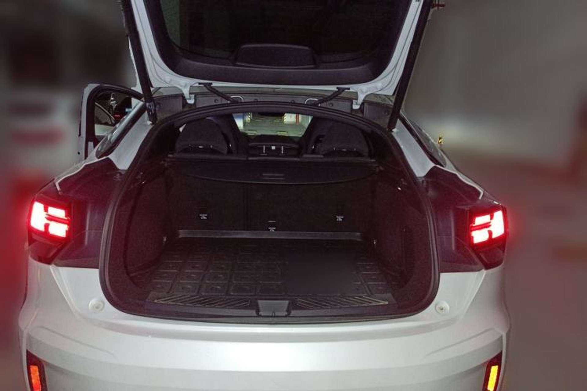 Used Lynk & Co 05 EM-P 2021 1.5TD PHEV HALO Trunk