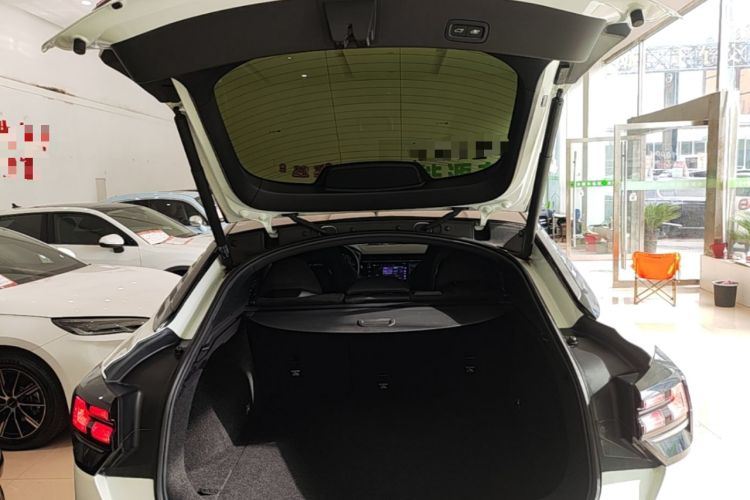 Used Lynk & Co 05 EM-P 2021 1.5TD PHEV HALO Trunk