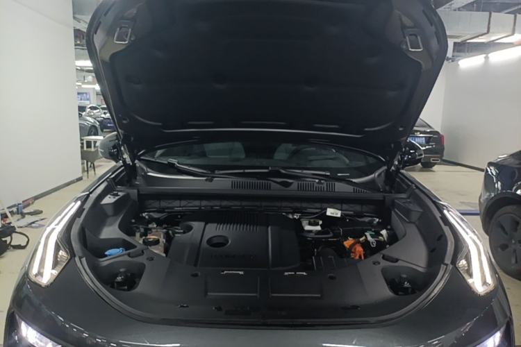 Used Lynk & Co 05 EM-P 2023 1.5TD EM-P Engine Bay