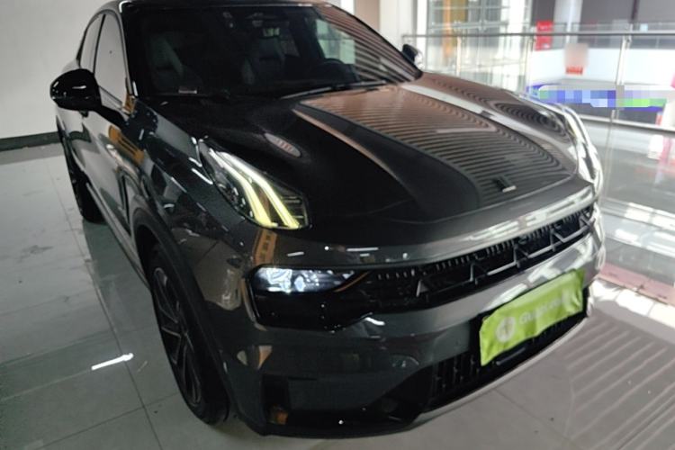 Used Lynk & Co 05 EM-P 2023 1.5TD EM-P Front Right 45 Deg