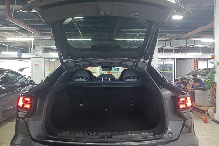 Used Lynk & Co 05 EM-P 2023 1.5TD EM-P Trunk