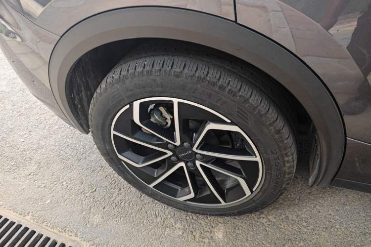 Used Lynk & Co 05 EM-P 2023 1.5TD EM-P Exterior 8