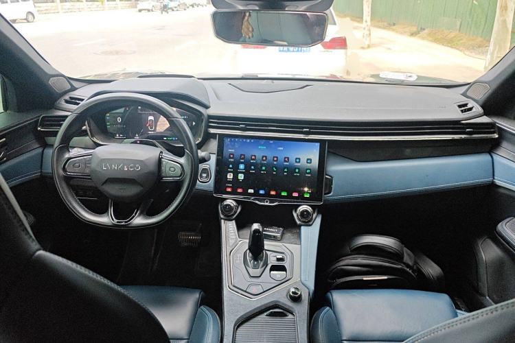 Used Lynk & Co 05 EM-P 2023 1.5TD EM-P Interior 2