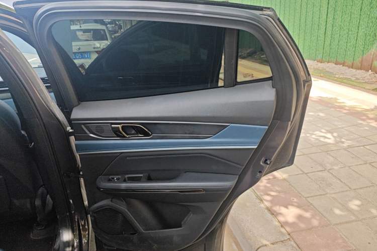 Used Lynk & Co 05 EM-P 2023 1.5TD EM-P Interior 6