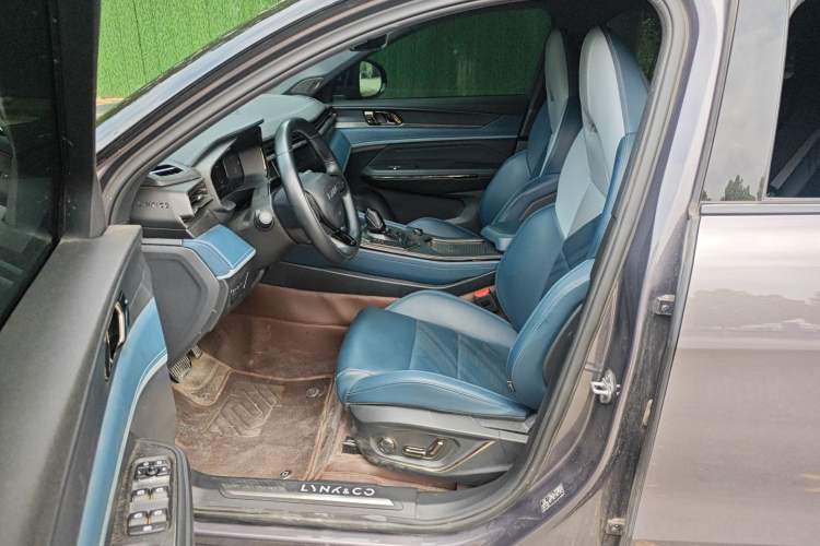 Used Lynk & Co 05 EM-P 2023 1.5TD EM-P Left Front Seat