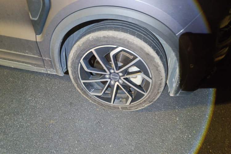 Used Lynk & Co 05 EM-P 2023 1.5TD EM-P Right Front Wheel Hub