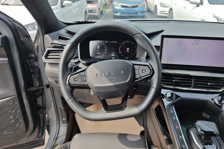 Used Lynk & Co 06 2023 Remix 1.5T Dynamic Halo Steering Wheel