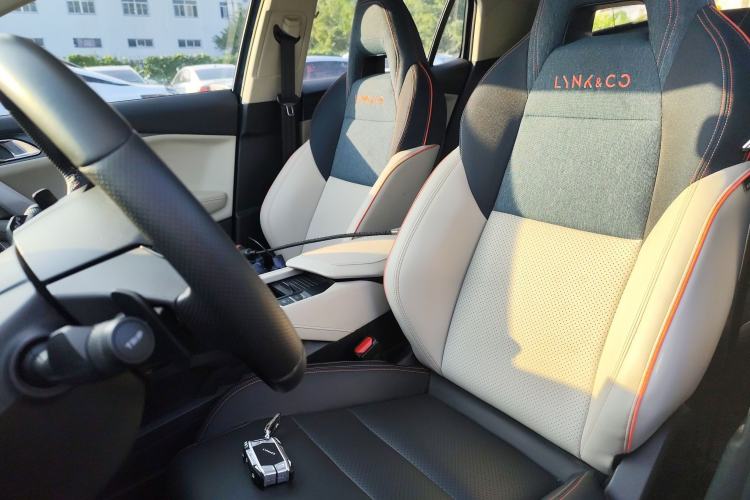 Used Lynk & Co 06 2020 1.5T YAO Halo Left Front Seat