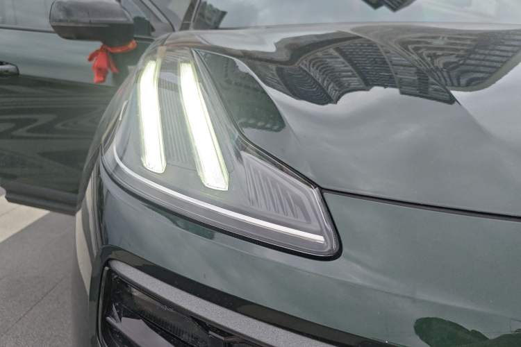 Used Lynk & Co 06 2023 Remix 1.5T Hero Right Front Headlight