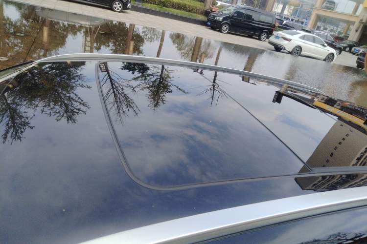 Used Lynk & Co 06 2023 Remix 1.5T Shero Roof