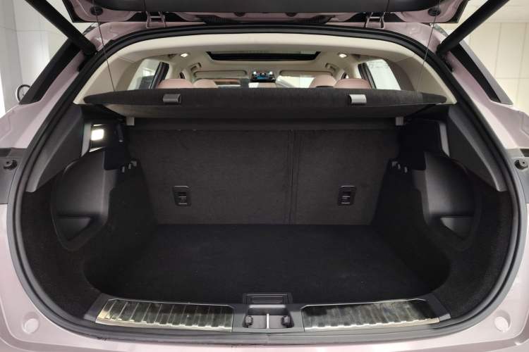 Used Lynk & Co 06 2023 Remix 1.5T Shero Trunk