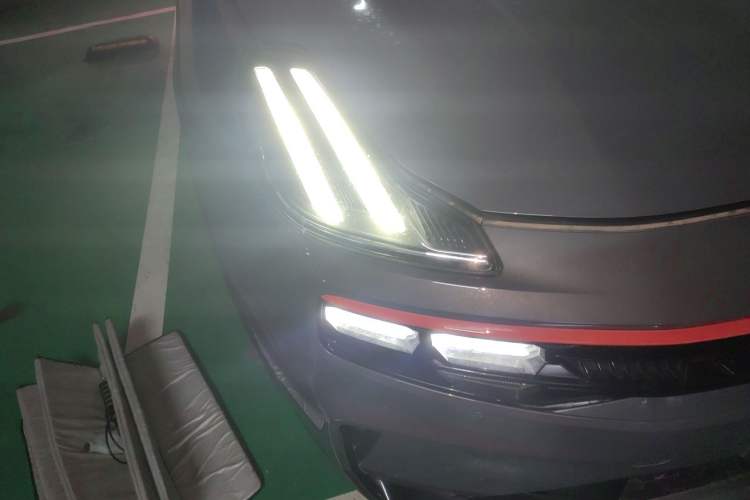 Used Lynk & Co 06 2020 1.5T YAO Halo Right Front Headlight
