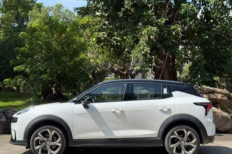Used Lynk & Co 06 2023 Remix 1.5T Dynamic Halo Exterior 10