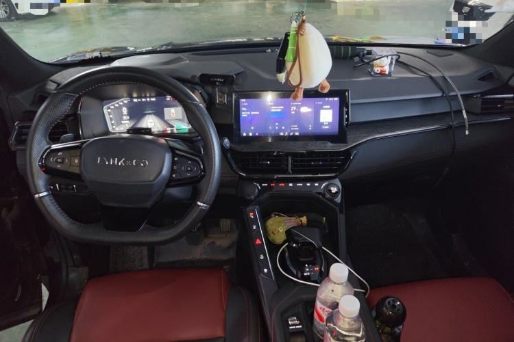 Used Lynk & Co 06 2020 1.5T JinPro model Center Console