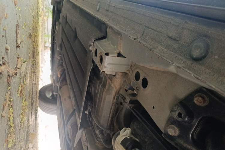 Used Lynk & Co 06 2020 1.5T JinPro model Chassis Rear Left