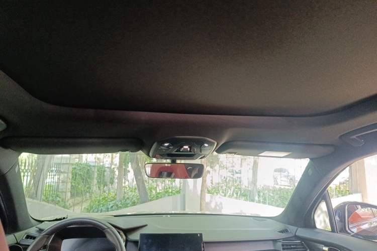 Used Lynk & Co 06 2020 1.5T JinPro model Headliner