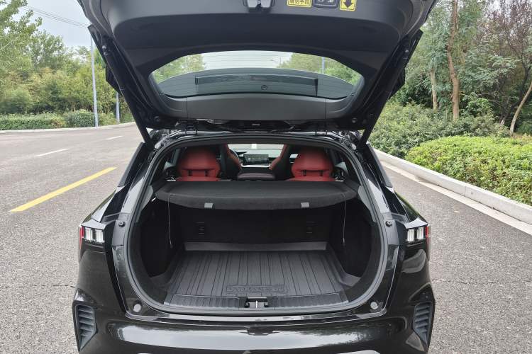 Used Lynk & Co 06 2020 1.5T JinPro model Interior 10