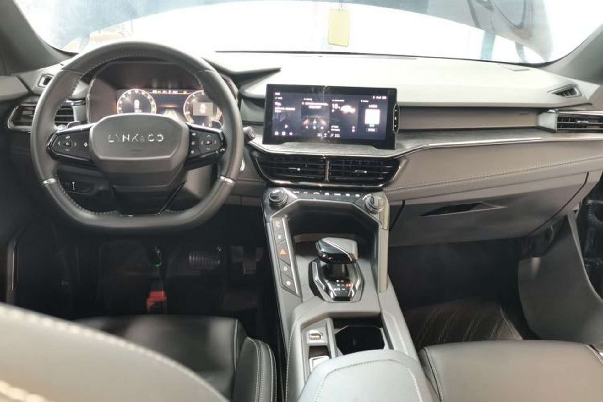 Used Lynk & Co 06 2020 1.5T JinPro model Interior 2