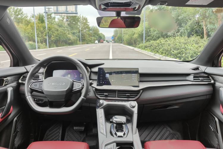 Used Lynk & Co 06 2020 1.5T JinPro model Interior 2