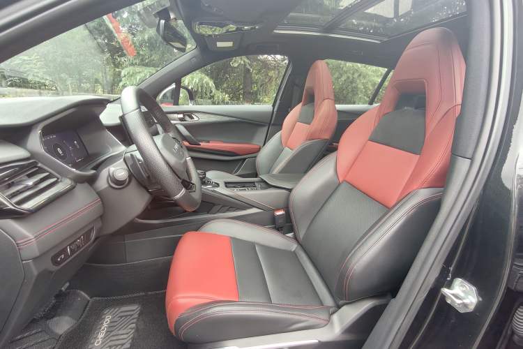 Used Lynk & Co 06 2020 1.5T JinPro model Interior 6