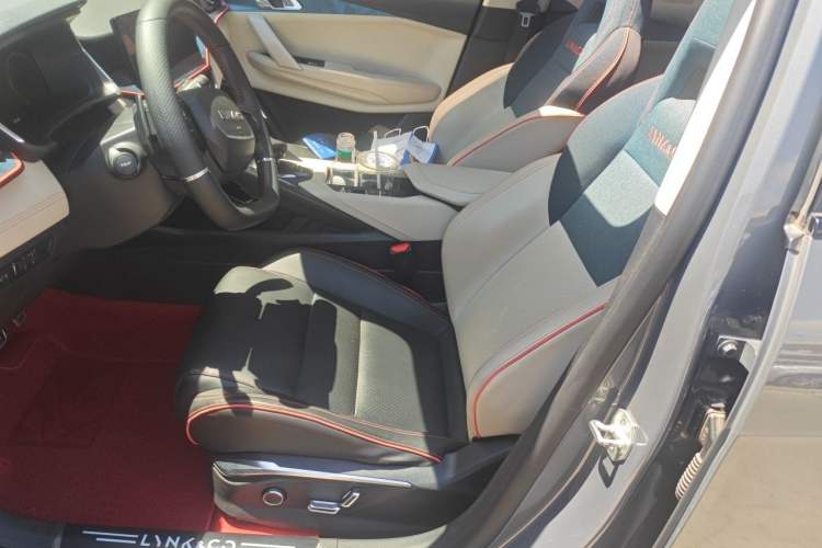 Used Lynk & Co 06 2020 1.5T YAO Halo Left Front Seat