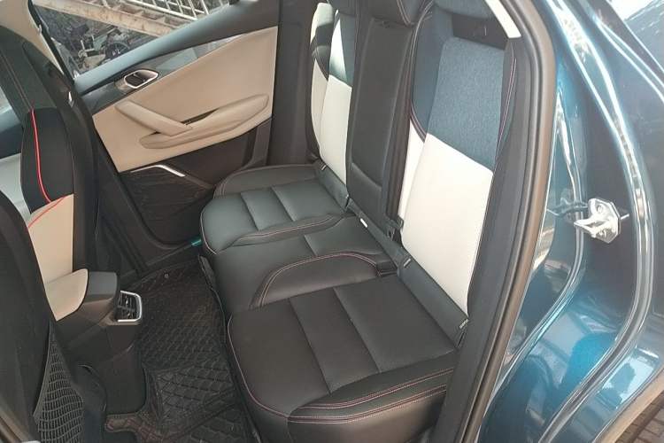 Used Lynk & Co 06 2020 1.5T YAO Halo Left Rear Seat