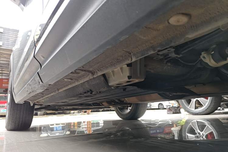 Used Lynk & Co 06 2020 1.5T JinPro model Left Side Sill