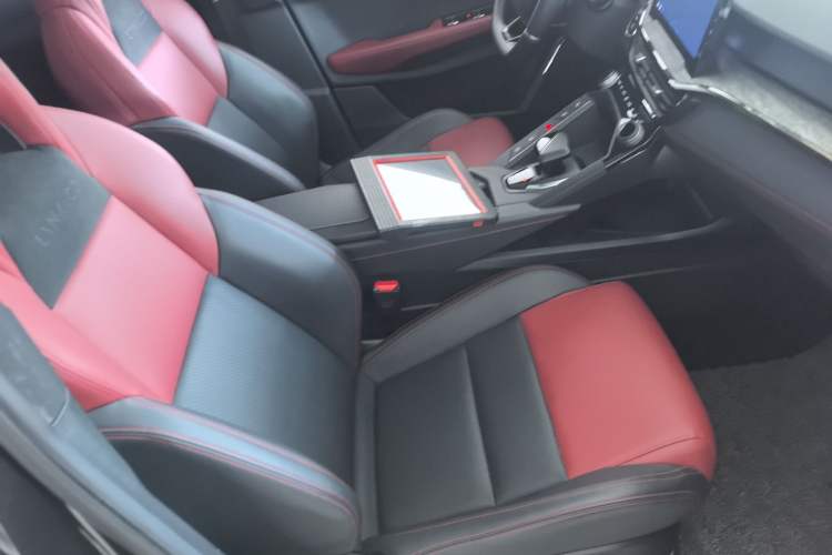 Used Lynk & Co 06 2020 1.5T JinPro model Right Front Seat