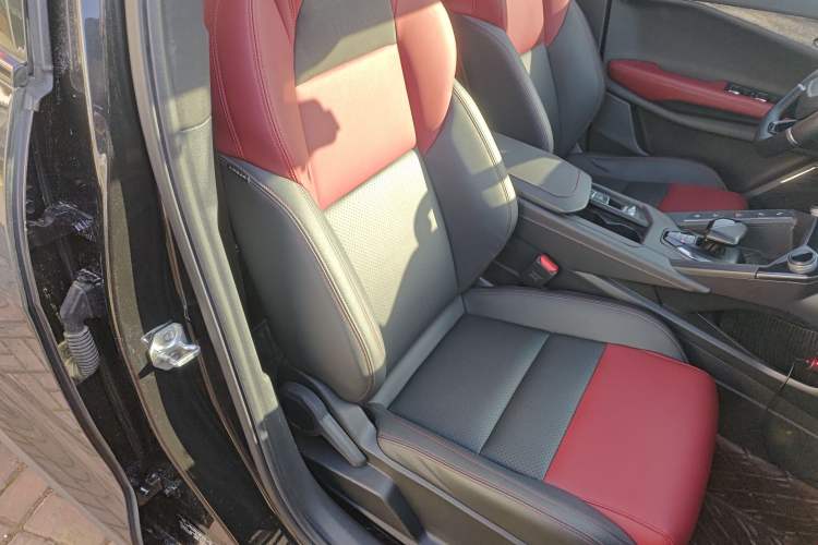 Used Lynk & Co 06 2020 1.5T JinPro model Right Front Seat