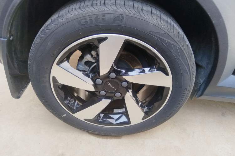 Used Lynk & Co 06 2020 1.5T JinPro model Right Rear Wheel Hub