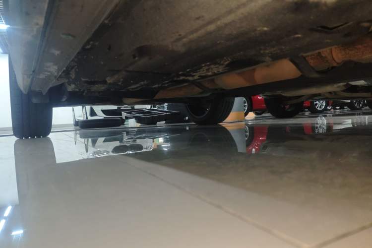 Used Lynk & Co 06 2020 1.5T YAO Halo Right Side Sill