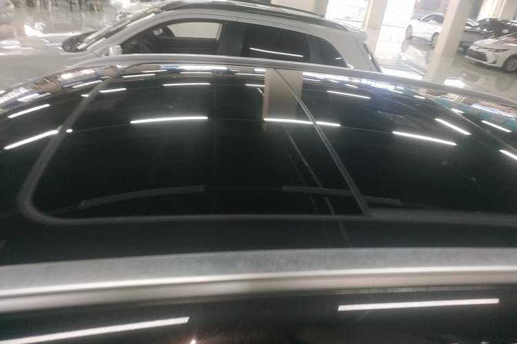 Used Lynk & Co 06 2020 1.5T JinPro model Roof
