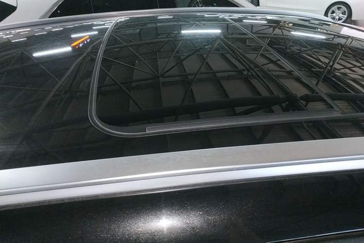 Used Lynk & Co 06 2020 1.5T JinPro model Roof